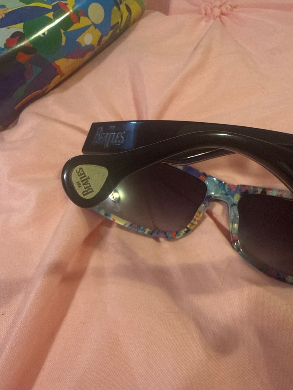 The Beatles Yellow Submarine (special edition ) sunglasses - Picture 11 of 13